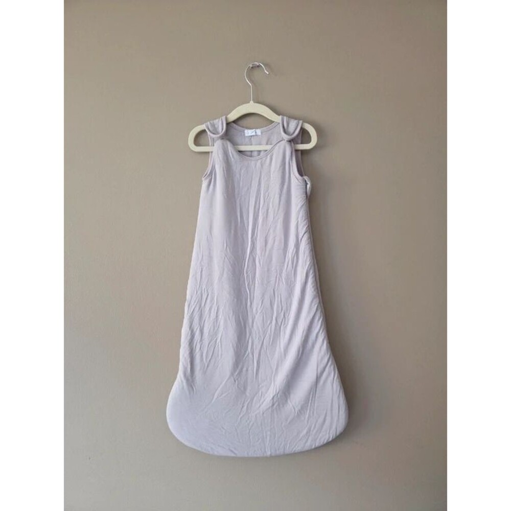 Angel dear bamboo sleep sack 0-6 months